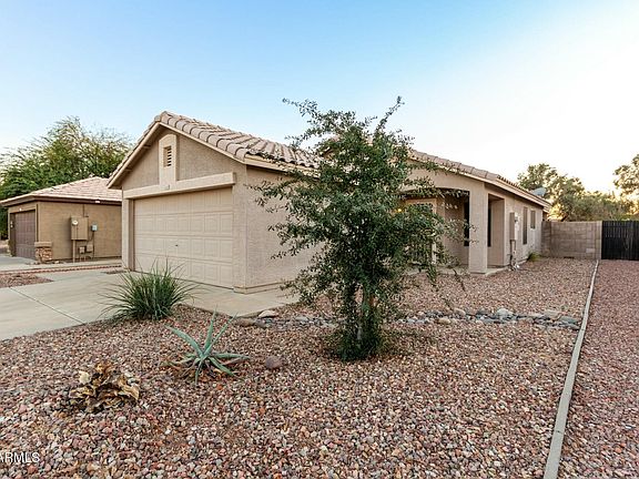 3rd image of 16506 N 158TH Avenue
