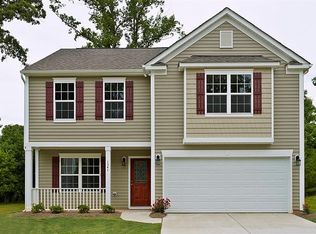 6696 Ridge Bluff Dr, Rural Hall, NC 27045