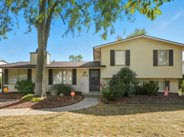 1711 Saint Louis Ave, Fort Wayne, IN 46819