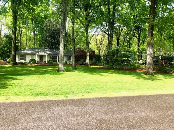 322 Gun Club Rd, Nashville, TN 37205
