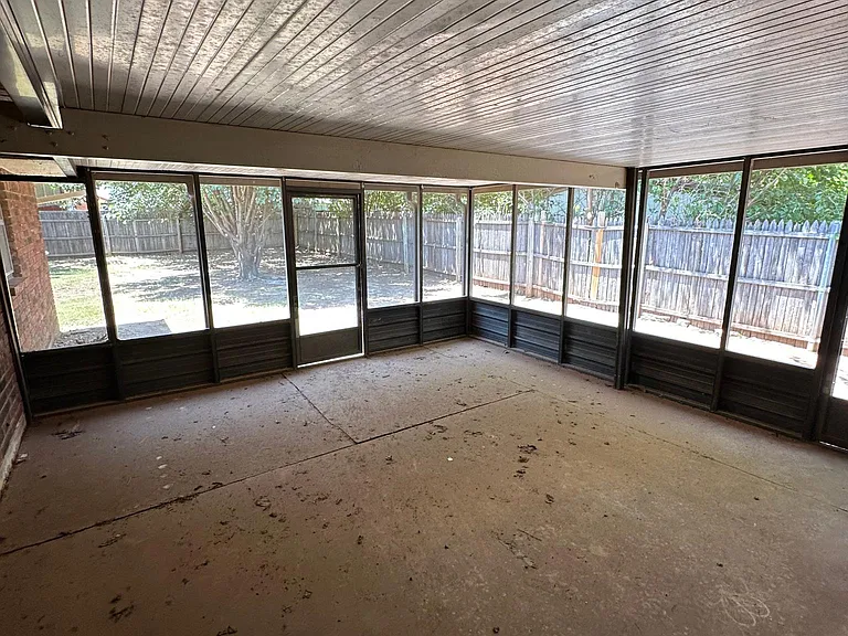 301 N Morgan Dr — Photo 16
