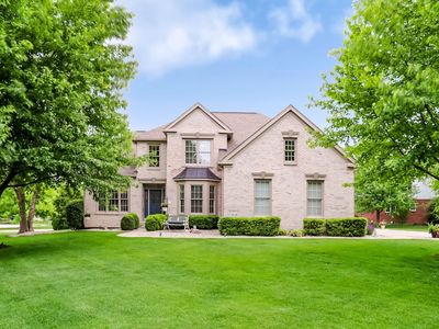 896 Silverleaf Dr, Greenwood, IN, 46143
