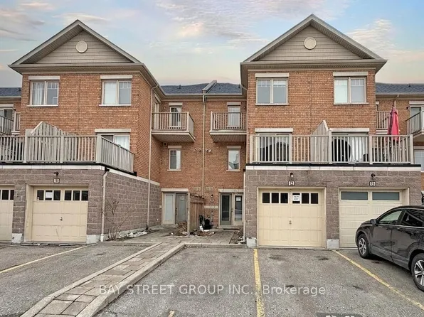 3975 Eglinton Ave W #13, Mississauga, ON L5M 0E7