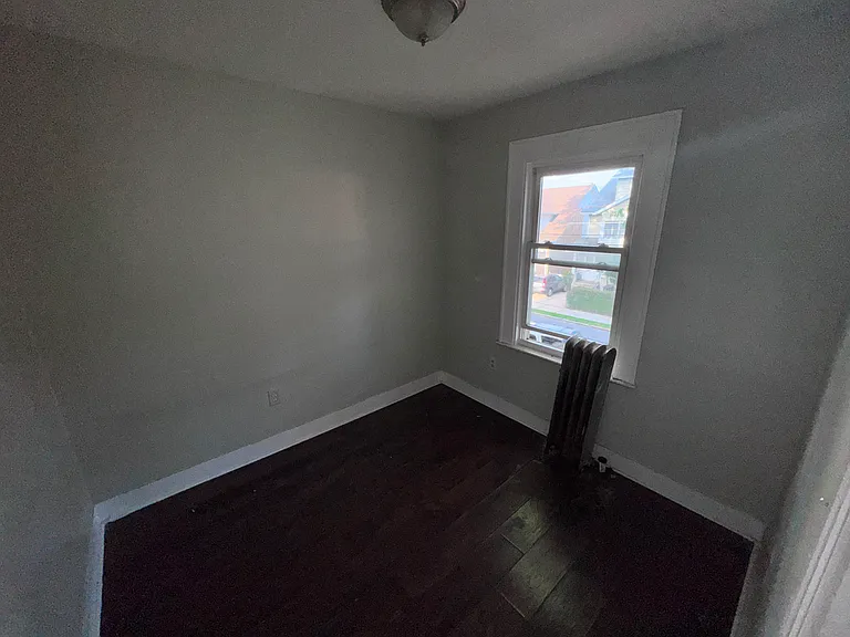 229 Alexander St #2F — Photo 4