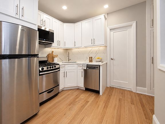 3rd image of 42 Mulberry St APT 2D