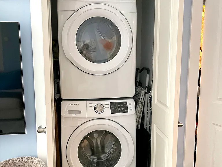 In-unit laundry (washer and dryer)