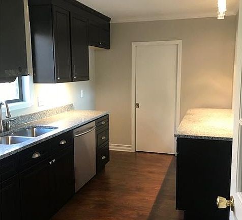 4th image of 419 E Broad St APT D1