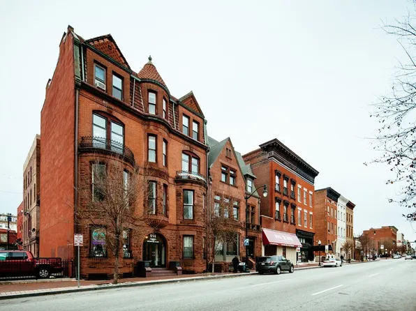 For Rent: Urban Luxury at 914 N. Charles St Your City Lifestyle Awaits!