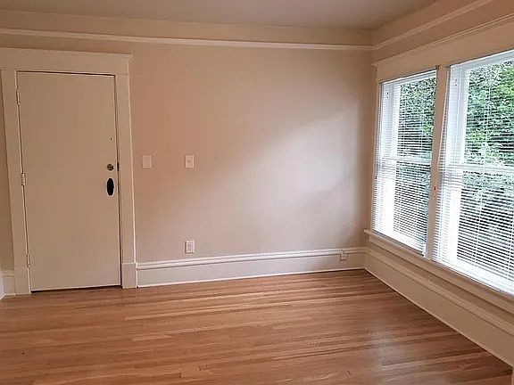4th image of 5703 18th Ave NE #3