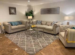 6949 Elmo St APT A, Tujunga, CA 91042