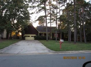 416 Billingham Dr, Burlington, NC 27215