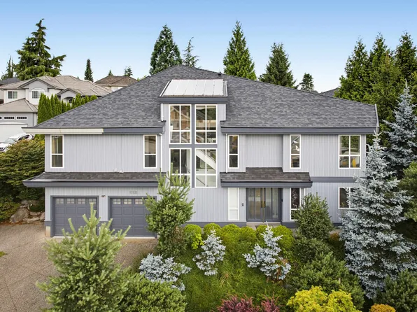 11151 164th St, Surrey, BC V4N 4X9