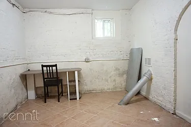 Rented by Rennit Inc.