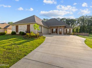 112 Richburg Ct, Pearl, MS 39208