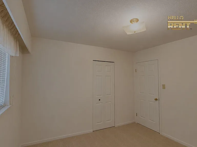 4817 Georgia St — Photo 14