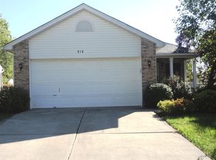 918 Charles St, Trenton, OH 45067