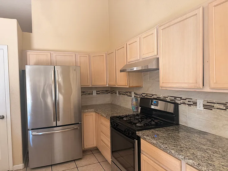 2712 Deborah Ln — Photo 17