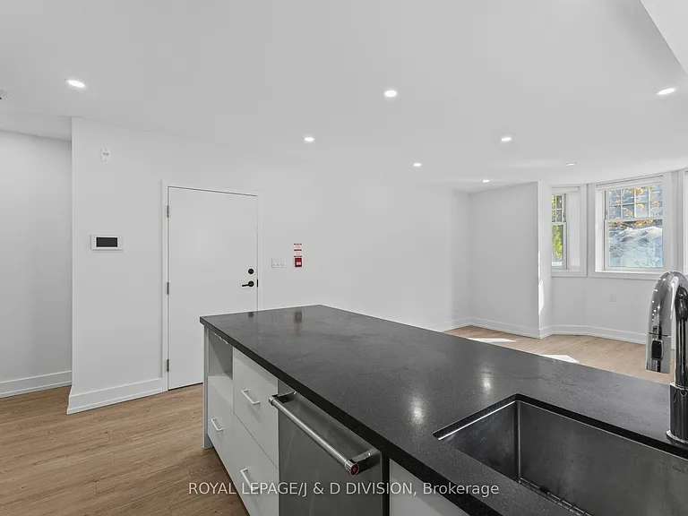 314 Lonsdale Rd #2 — Photo 12