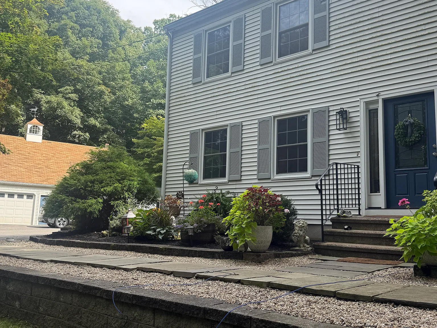 2 bed, 2.5 bath, 1650 sqft, $2,650 — Photo 2
