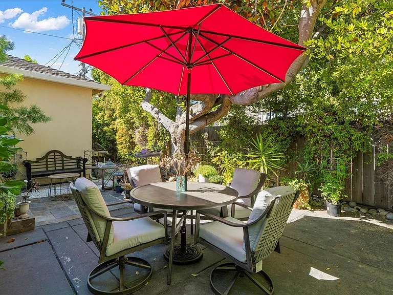 1055 W McKinley Ave — Photo 22