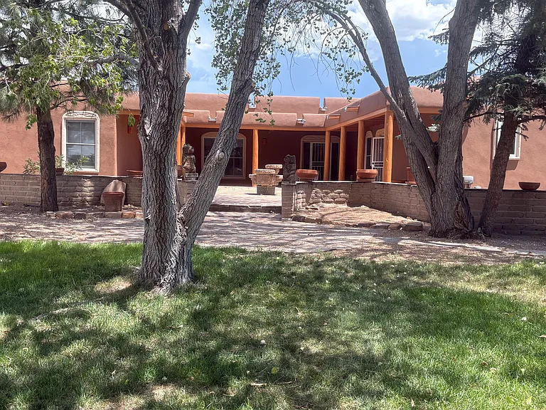 1 Rudy Rodriguez Dr — Photo 18