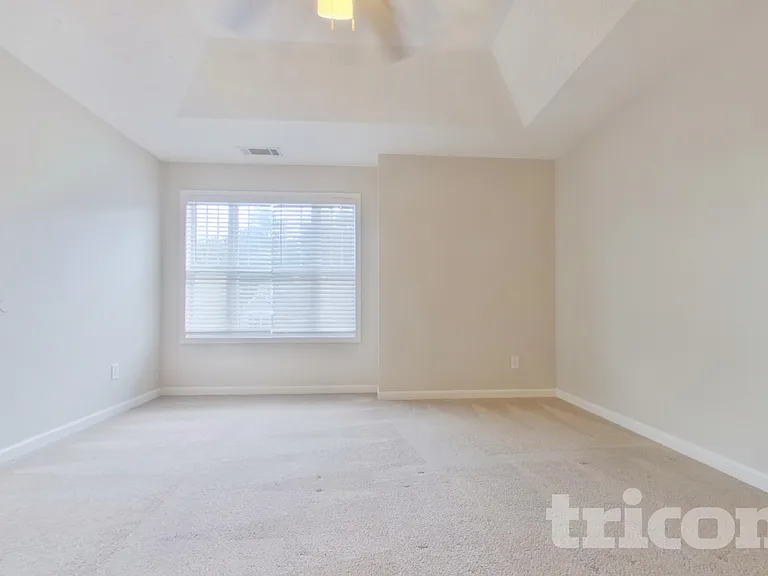 8129 Brookbend Dr — Photo 7