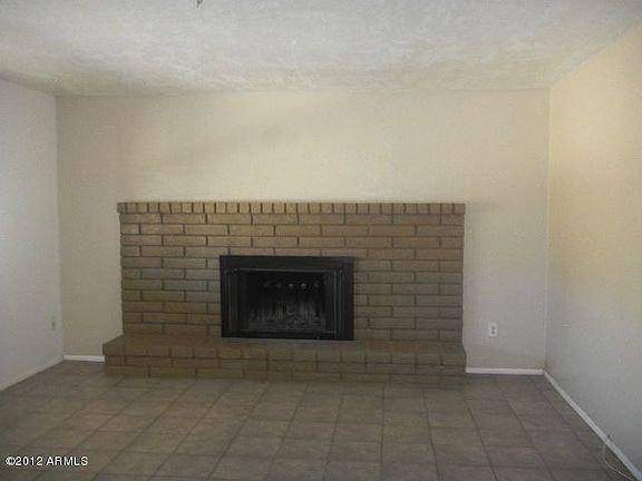 5th image of 5828 W Vogel Ave
