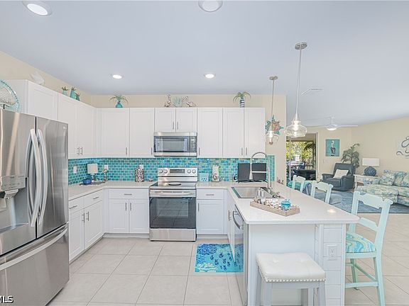 2nd image of 25104 E Lenox Cir