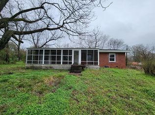 707 S Main St, Abbeville, SC 29620