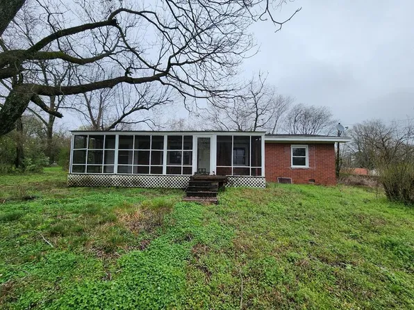 707 S Main St, Abbeville, SC 29620