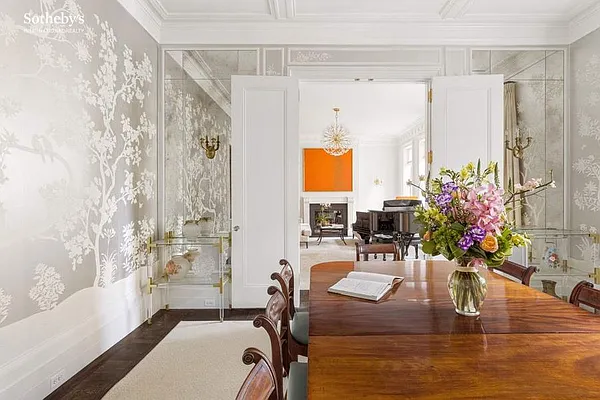 Sold by Sotheby's International Realty | media 4