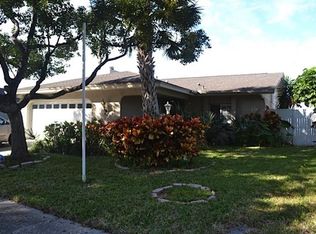 6817 120th Pl, Largo, FL 33773