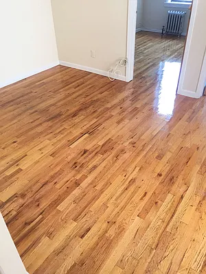 Rented by Metroline Realty | media 25
