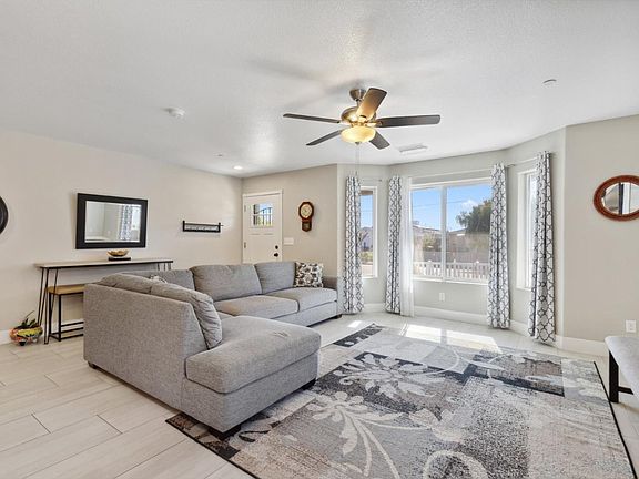 3rd image of 22356 Arnott Dr