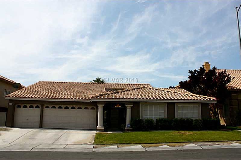 1st image of 8705 Castle Hill Ave