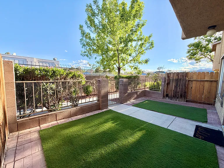 6477 Little Pine Way — Photo 7