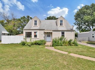 256 Dewey Ave, Northlake, IL 60164