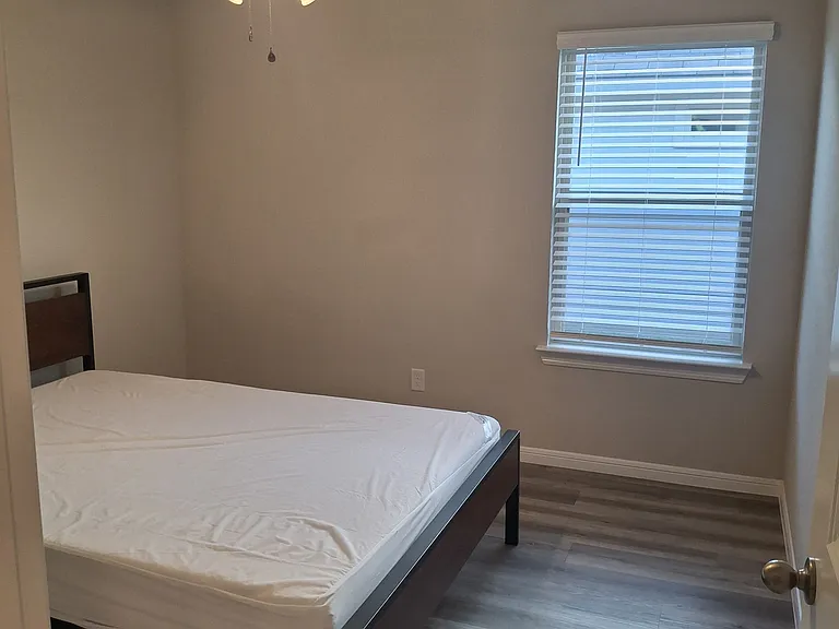 1864 Taggart Trl — Photo 13