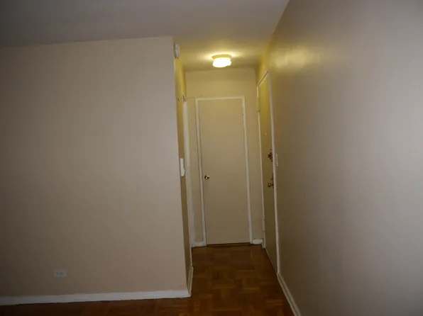 2385 Barker Ave APT 1B, Bronx, NY 10467