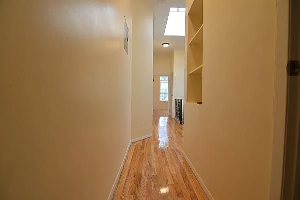 Rented by David Hirsch, LREB | media 17