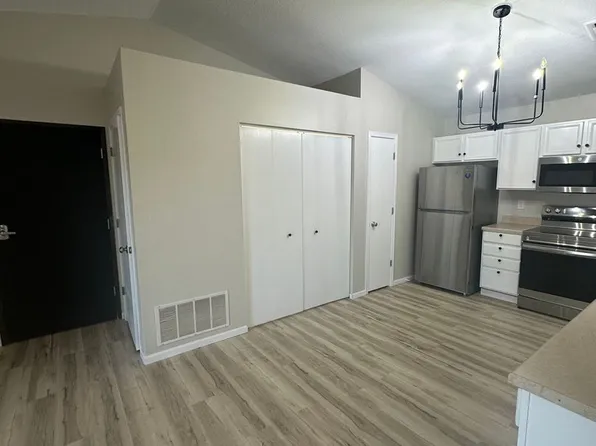 1415 N Jones Blvd #1455, North Liberty, IA 52317