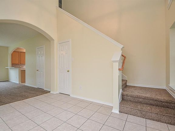 5th image of 3103 Davenmoor Ct
