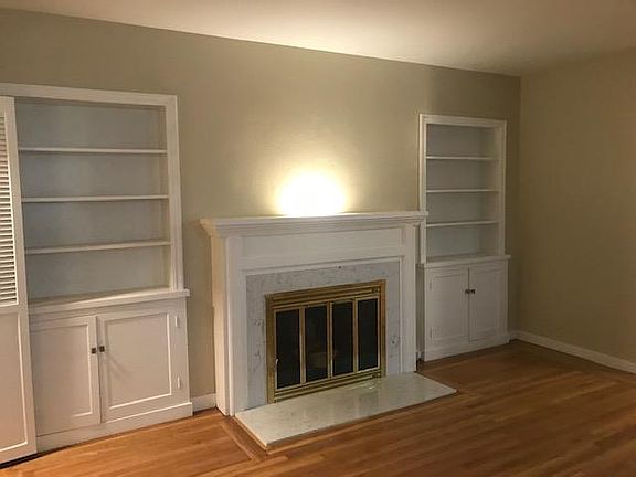 2nd image of 232 40th St