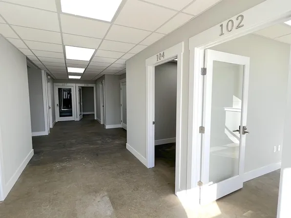 204 5th Ave E, Springfield, TN