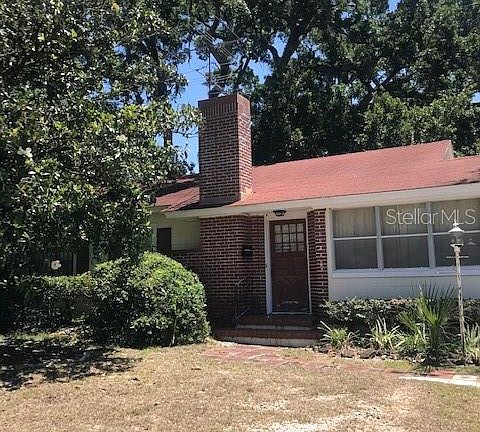 4th image of 2325 Princeton Ct