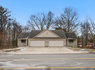 1080-1082 60th St SE, Grand Rapids, MI 49548