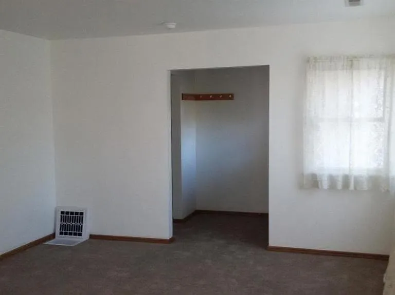 250 Lucada St — Photo 3