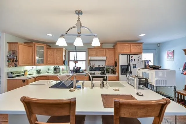 402 N Virginia St — Photo 4