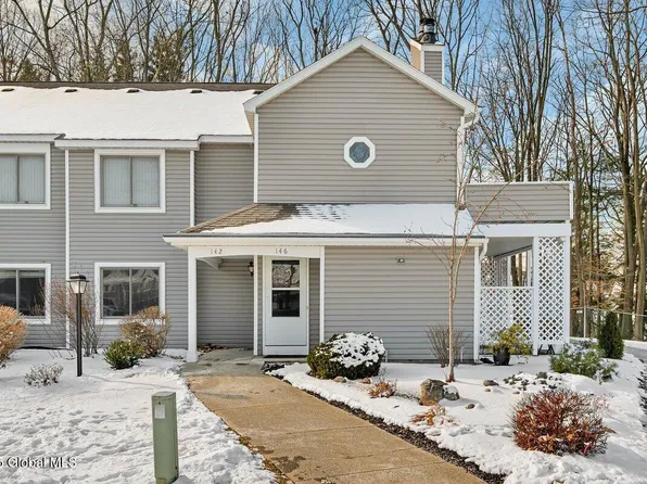 1976 Curry Rd #F142, Schenectady, NY 12303