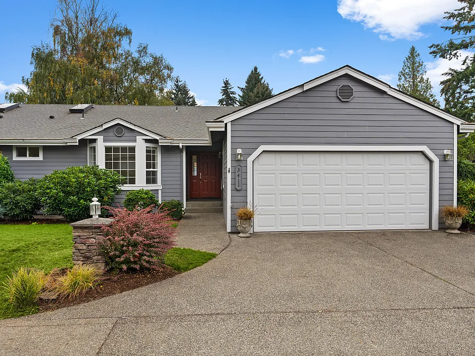 3411 Tahoma Pl W